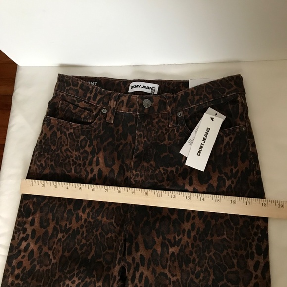 DKNY JEANS Laight Leopard Print Jeans High Rise Classic Straight Size 8 NWT - Picture 14 of 16